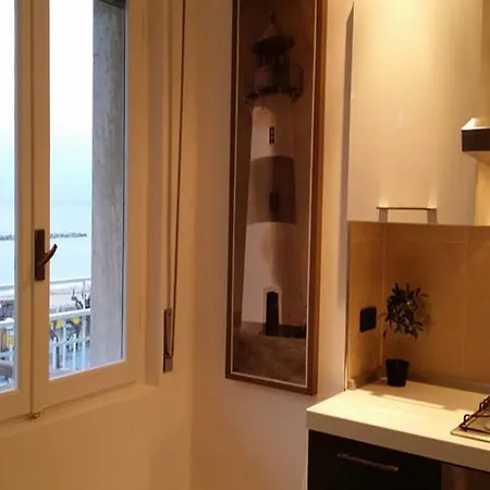 Διαμέρισμα Rentopolis Fronte Mare *