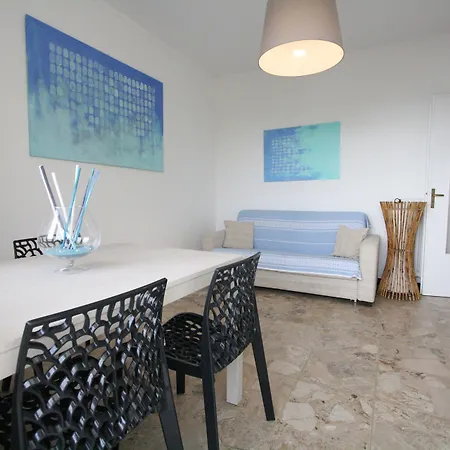 Rentopolis Fronte Mare Arma di Taggia