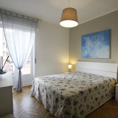 Rentopolis Fronte Mare Apartamento Arma di Taggia