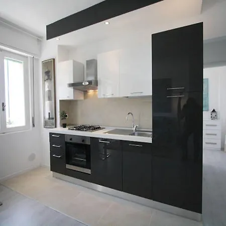 Rentopolis Fronte Mare * Arma di Taggia