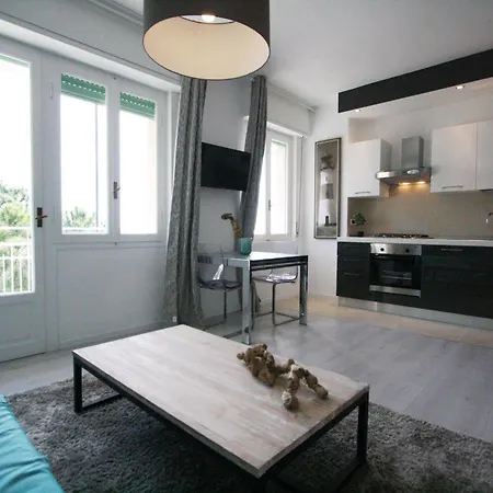 Apartment Rentopolis Fronte Mare